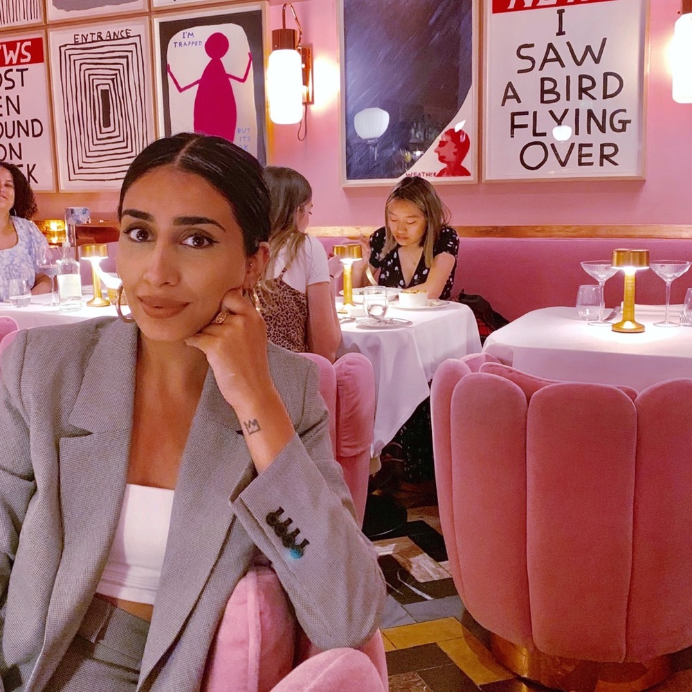Meet your Posher, Veena